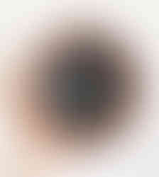 Small plant pot inside larger plant pot showing diameter difference.