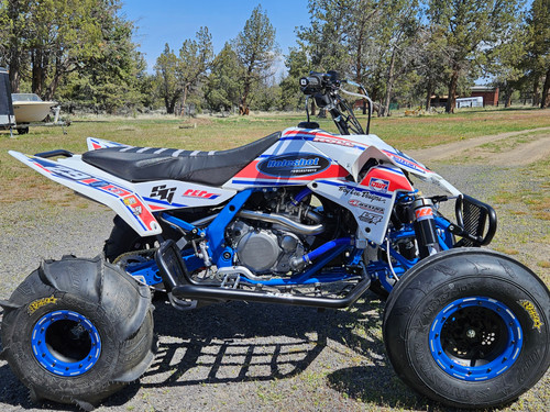 リトグラフ YZ450F Graphics Kit – Win Big with a Tailor-Made Design