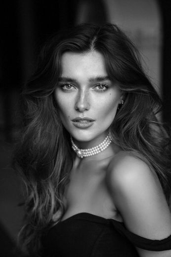 Cardiff Portrait . Bridal Boudoir . Wedding Photography