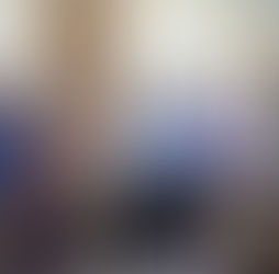 ΔΙΠΛΗ ΤΙΜΗ ΚΑΙ ΠΑΓΚΟΣΜΙΑ ΑΚΤΙΝΟΒΟΛΙΑ ΓΙΑ ΤΗ ΝΙΣΥΡΟ: ΥΠΟΔΟΧΗ ΚΟΡΥΦΑΙΩΝ ΔΙΚΑΣΤΙΚΩΝ ΛΕΙΤΟΥΡΓΩΝ ΚΑΙ ΔΙΕΘΝΩΝ ΕΠΙΣΤΗΜΟΝΩΝ
