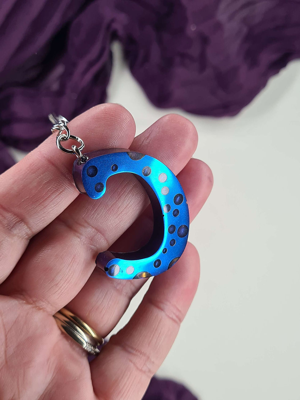 Miniature : Porte clés lettre C modèle "Scripte"