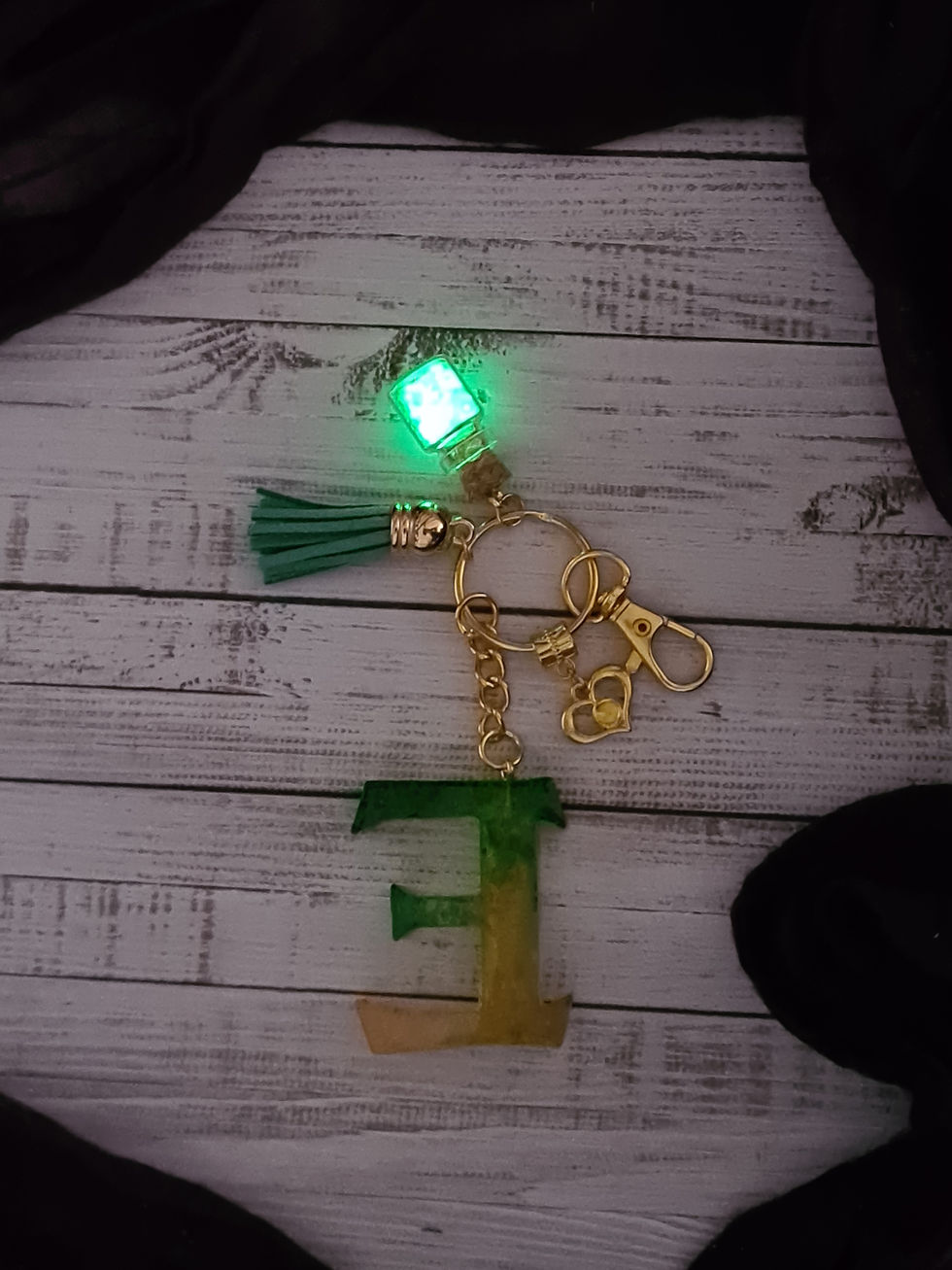 Miniature : Porte clés lettre E modèle "sorcier"