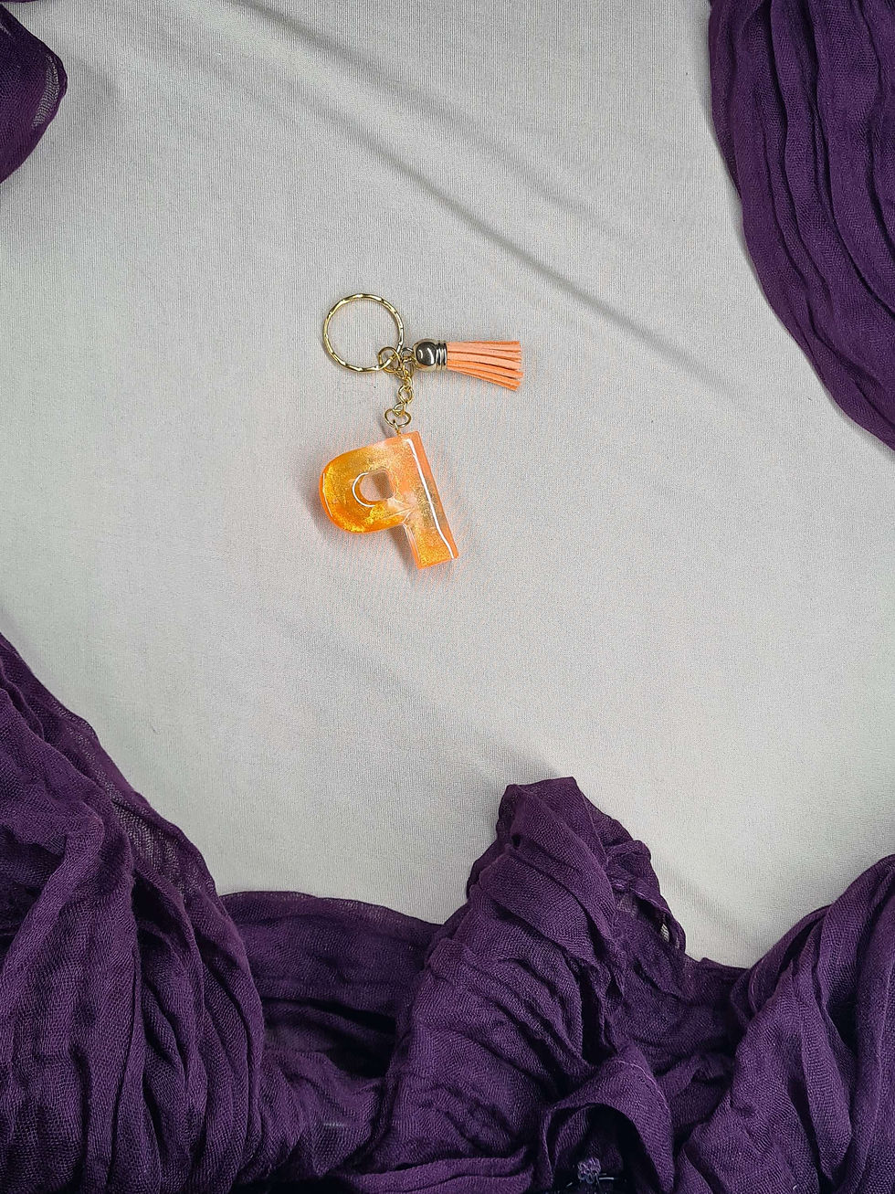 Miniature : Porte clés lettre P modèle "Pyramide"