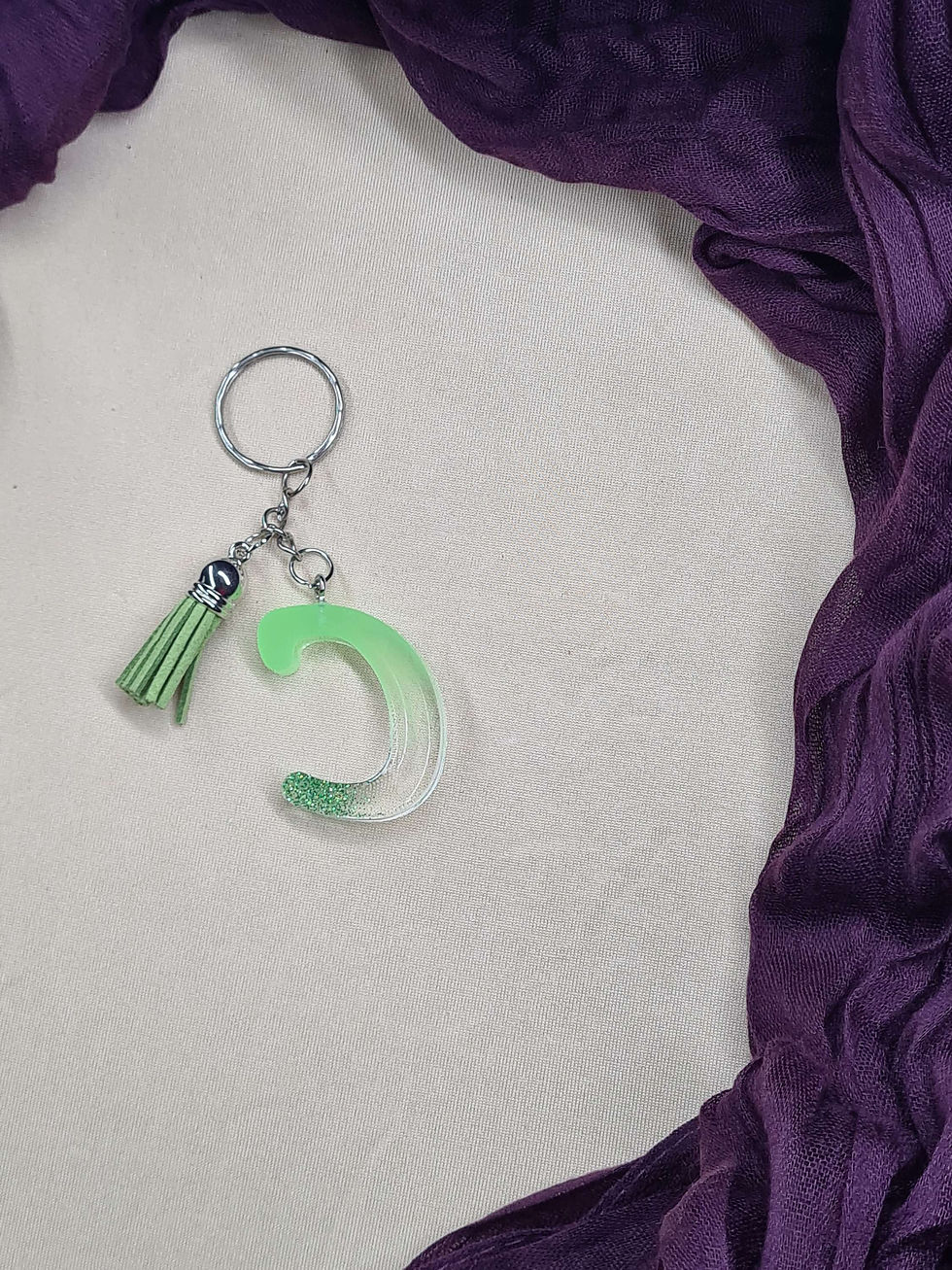 Miniature : Porte clés lettre C modèle "Scripte"