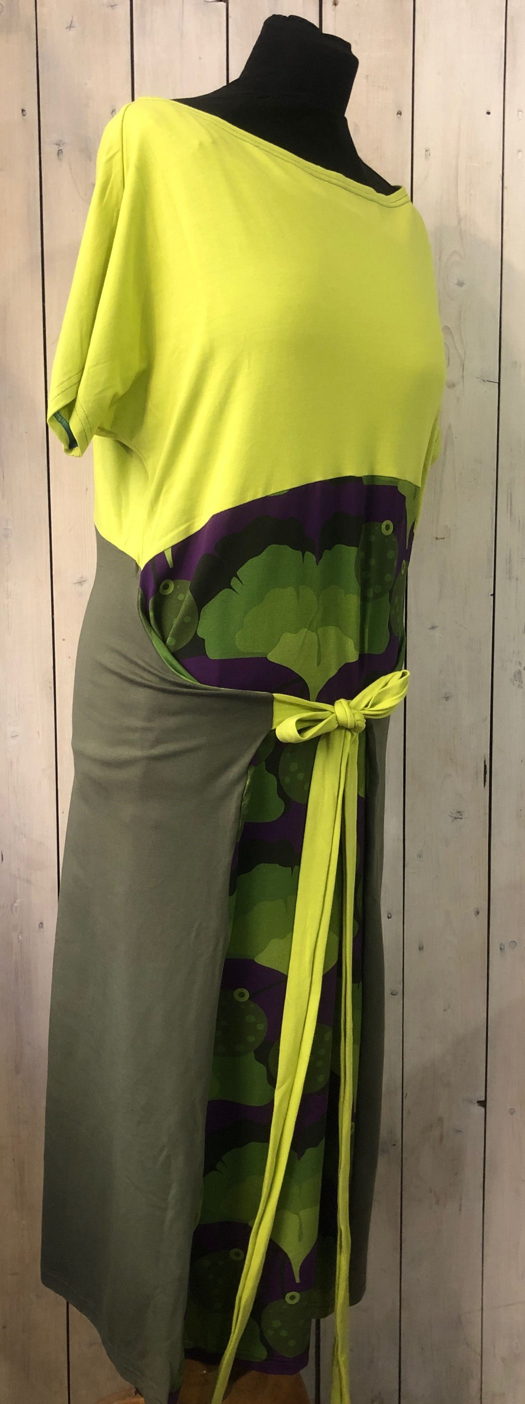 Martine / Robe Devant-Derrière