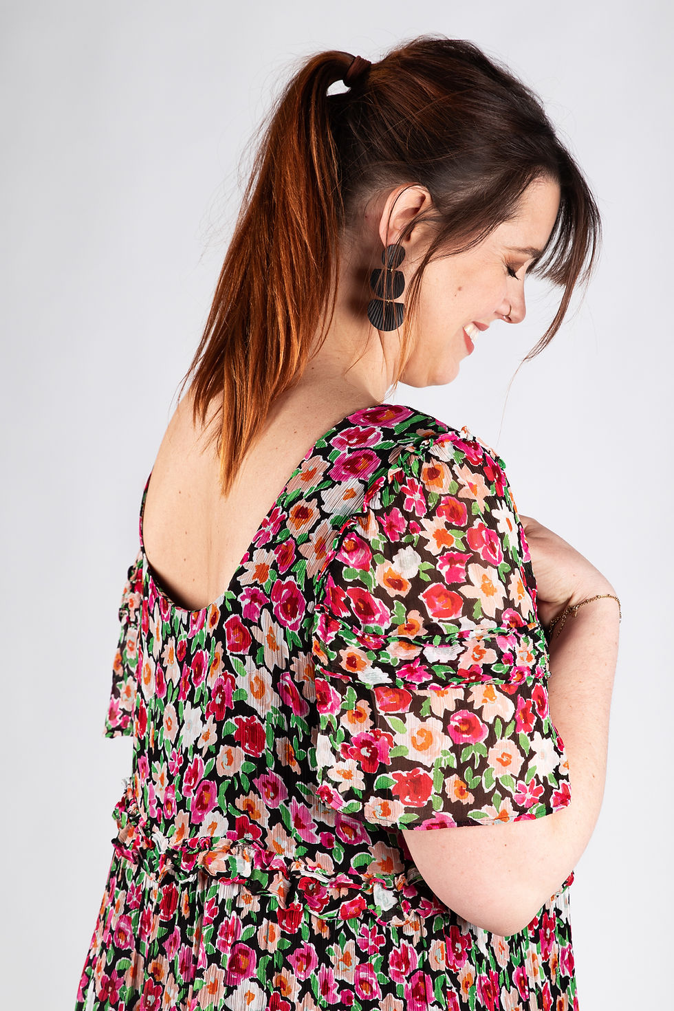 Miniature : Robe courte fleurie taille XXXL à louer pour un mariage