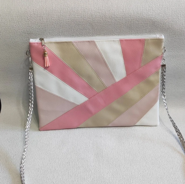 Pochette mariage rose et dorée