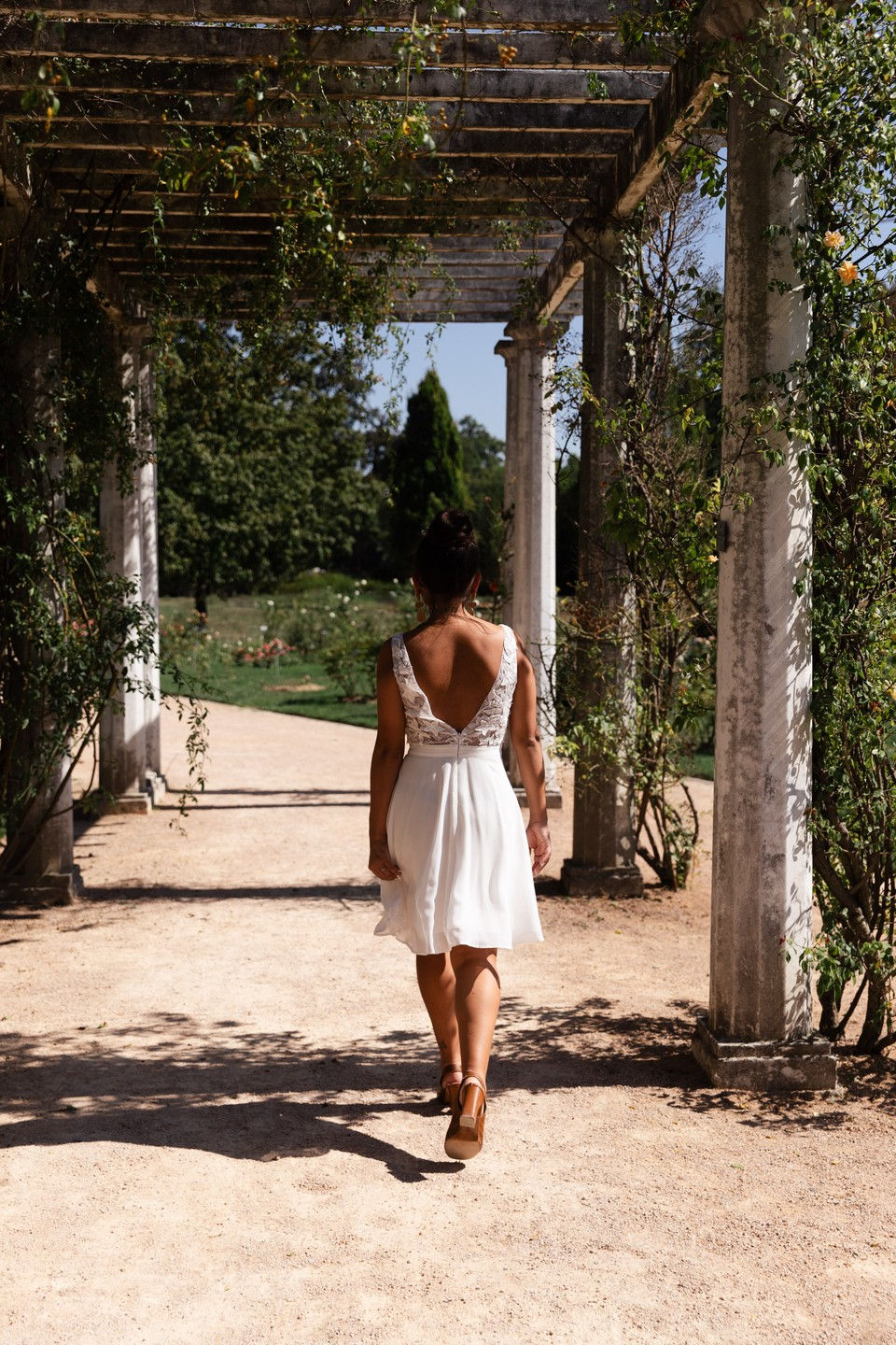 Miniature : Robe en dentelle à louer pour un mariage
