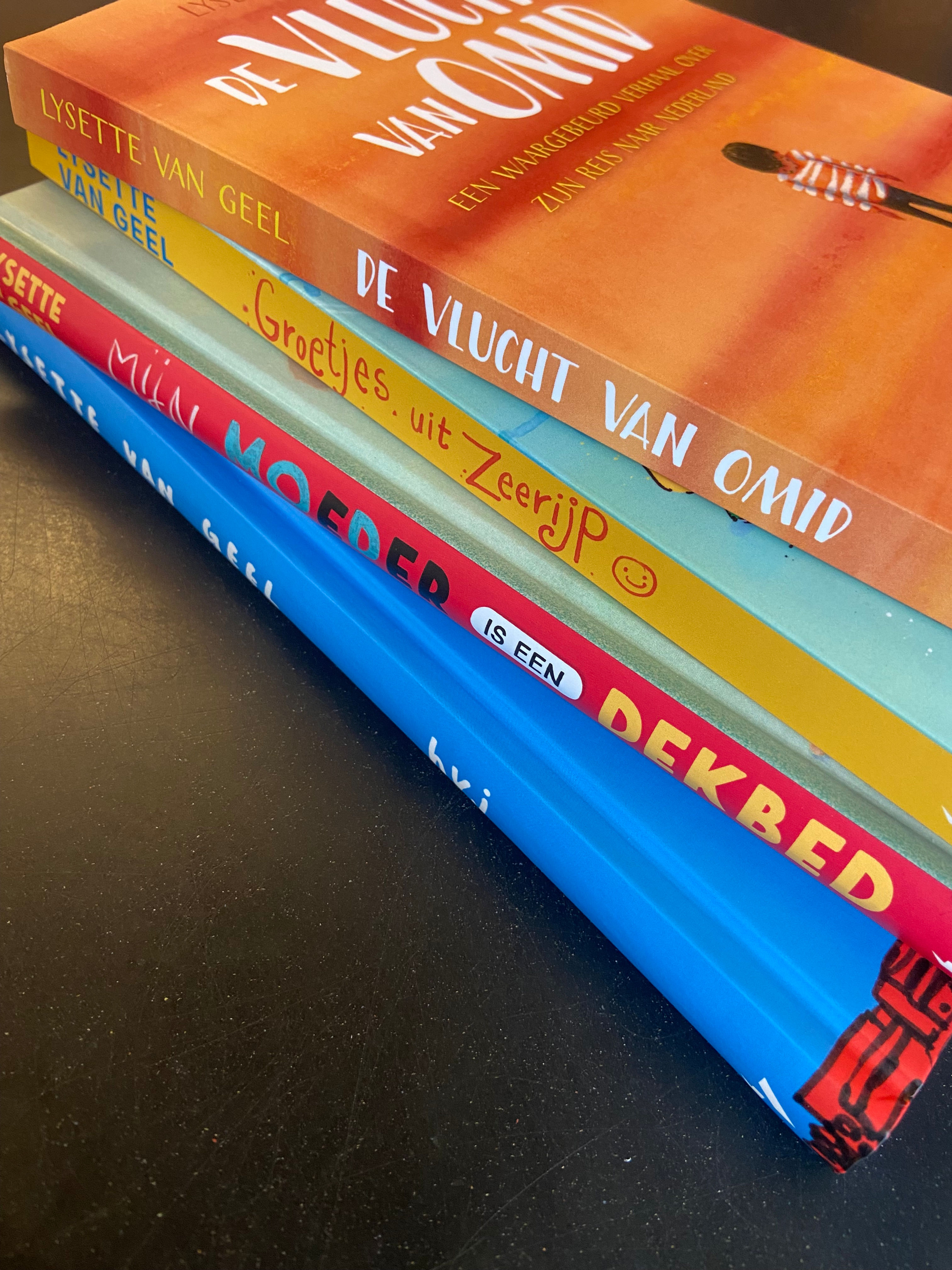 Set boeken Lysette van Geel - 4 social betrokken boeken vanaf groep 7