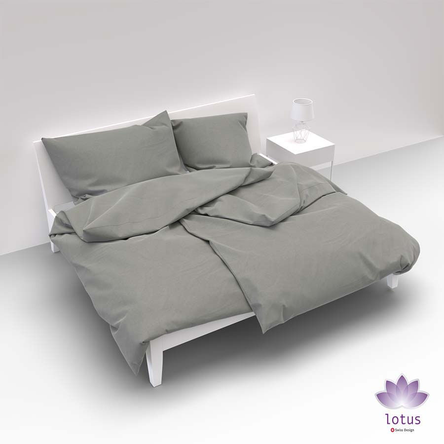 Lotus Satin Bettwäsche Uni in edlem Weiß auf Doppelbett – glatt & glänzend