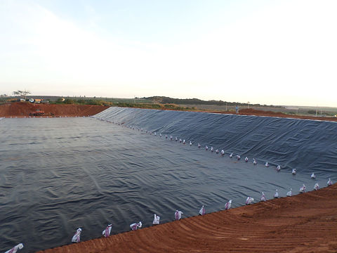 embu-geomembrana-aterro-sanitario2.jpg