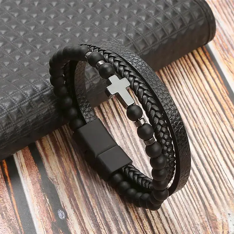 Thumbnail: Classic hand-woven leather bracelet