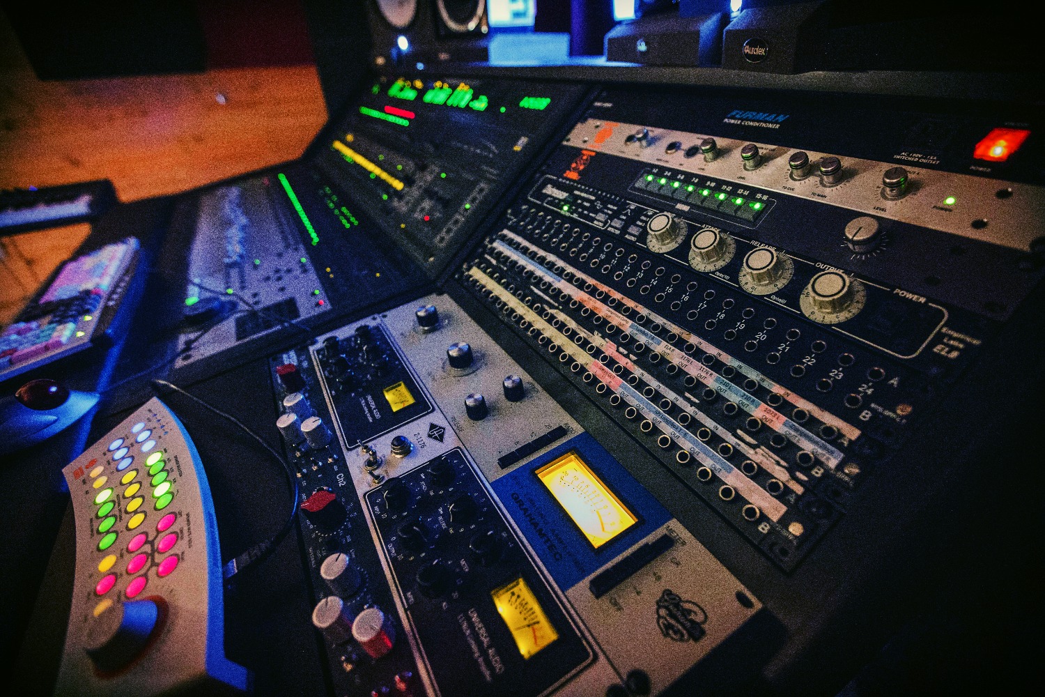 Home Columbus Ohio Sound Cellar Recording Studio