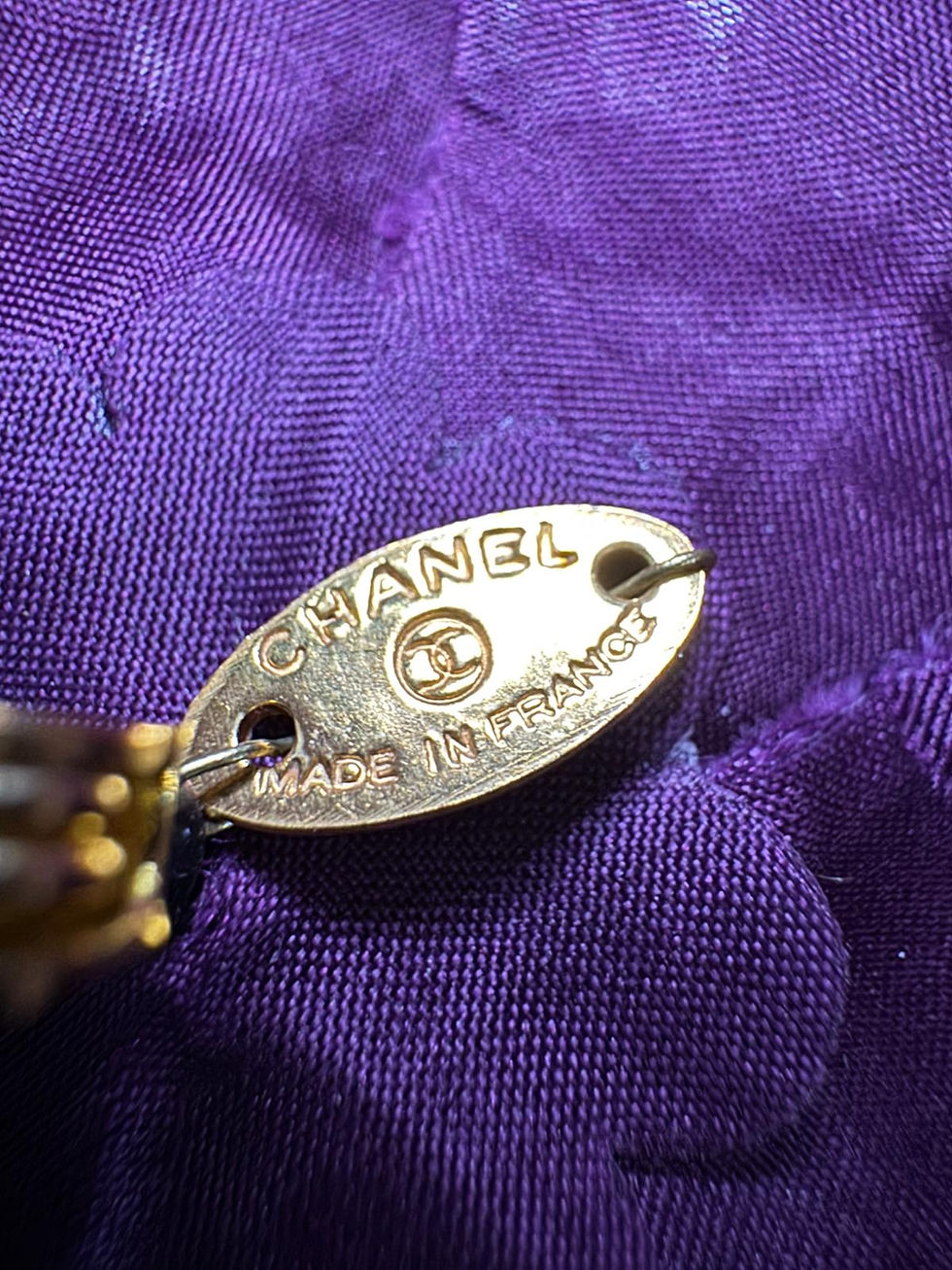 Thumbnail: Chanel Vintage 81-85 Tweed Purple Large Camellia Brooch