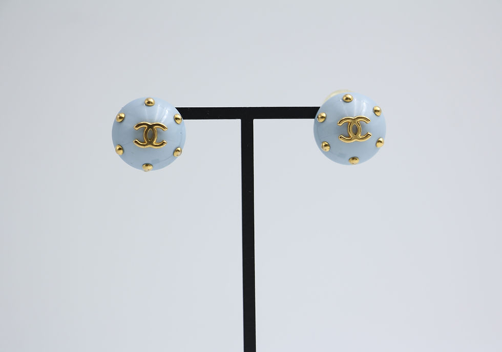 Thumbnail: Chanel Vintage 96C Resin Light Blue Bean Clip-on Earrings