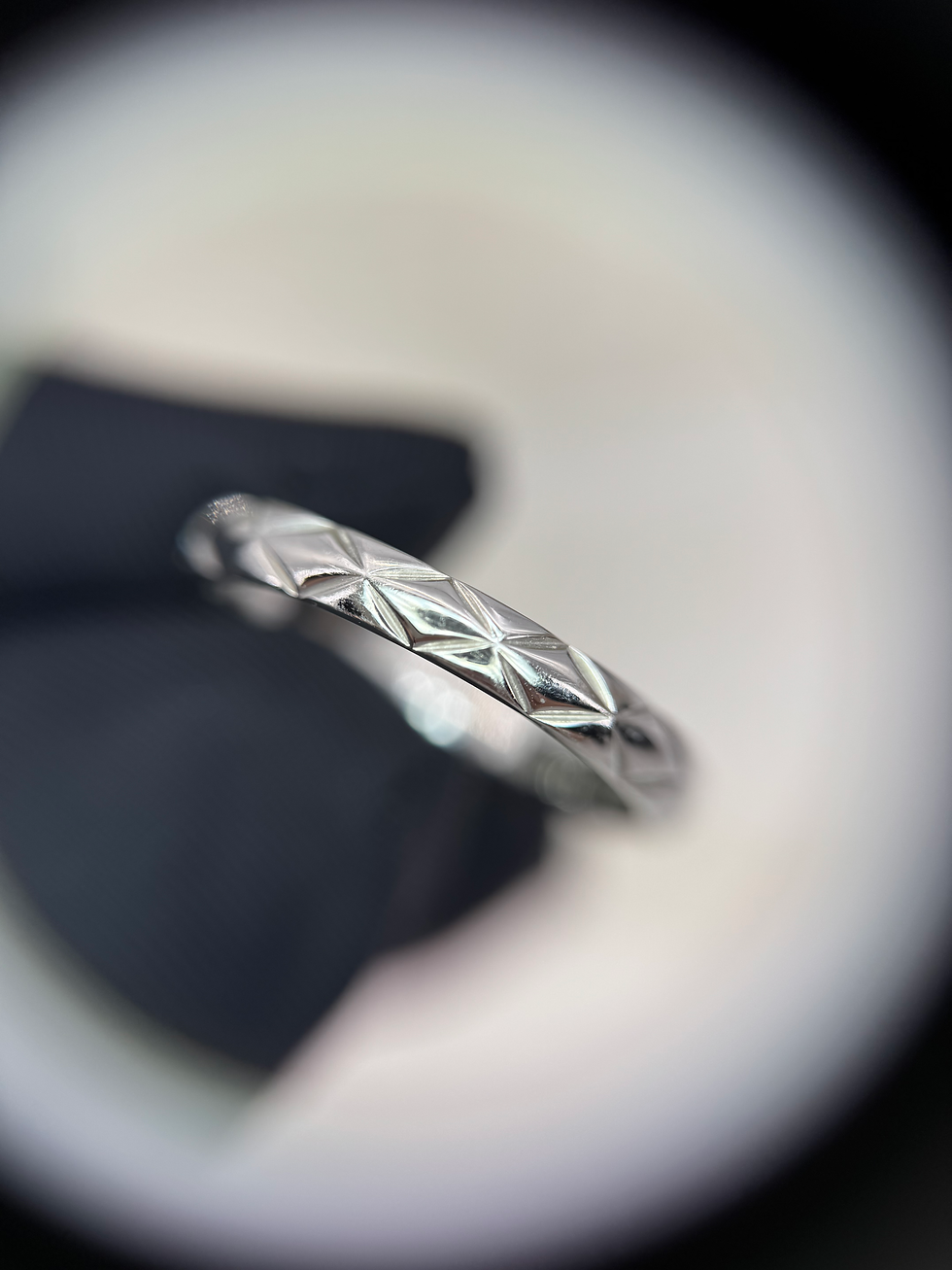 Thumbnail: Chanel 2020 Coco Crush Matelisse Marriage Triple Row Diamond Platinum Ring PT950