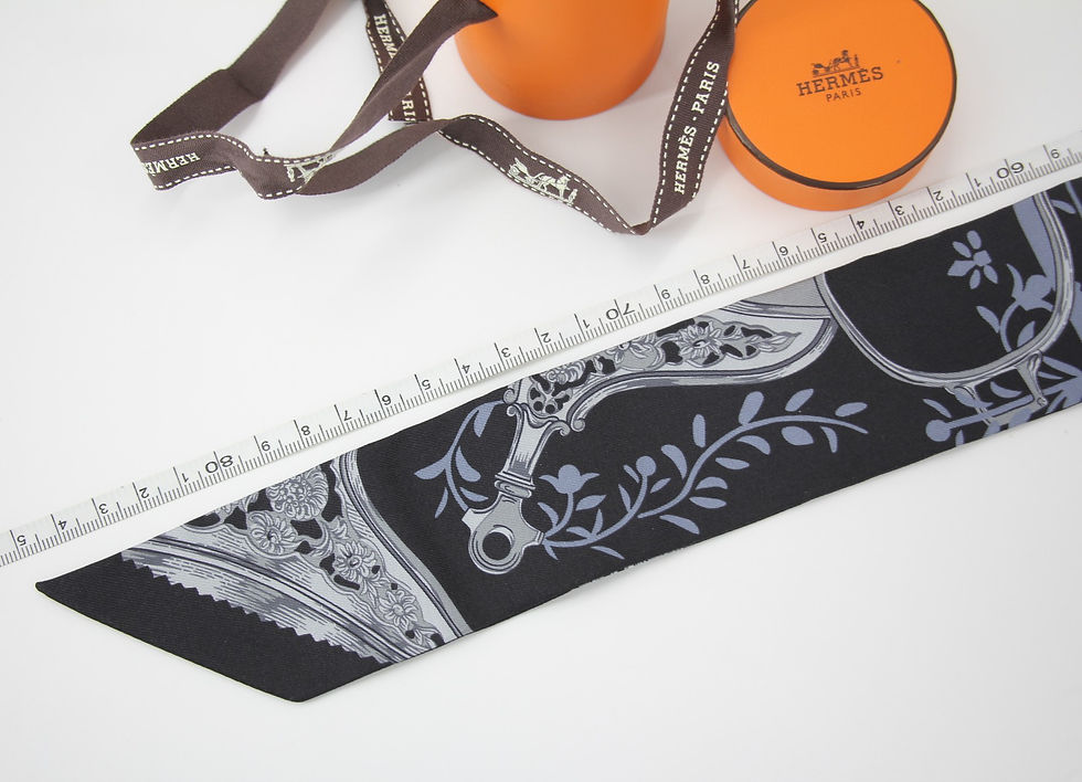 Thumbnail: Hermès 2021 Silk Etriers Remix Stirrup Twilly in Dark Blue and Black