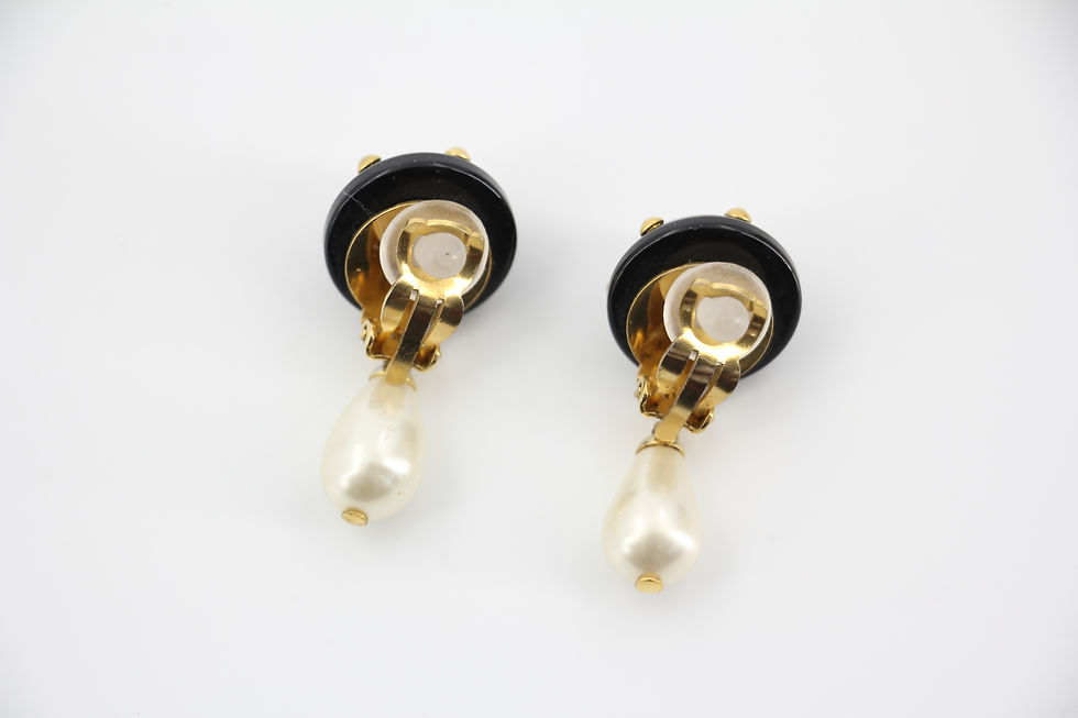 Thumbnail: Chanel Vintage 96C Resin Dot Black Bean Imitation Pearl Dangle Clip-on Earrings