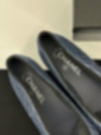 Thumbnail: Chanel 25P Denim Ballet Flats Size 39 in Navy Blue & Dark Grey