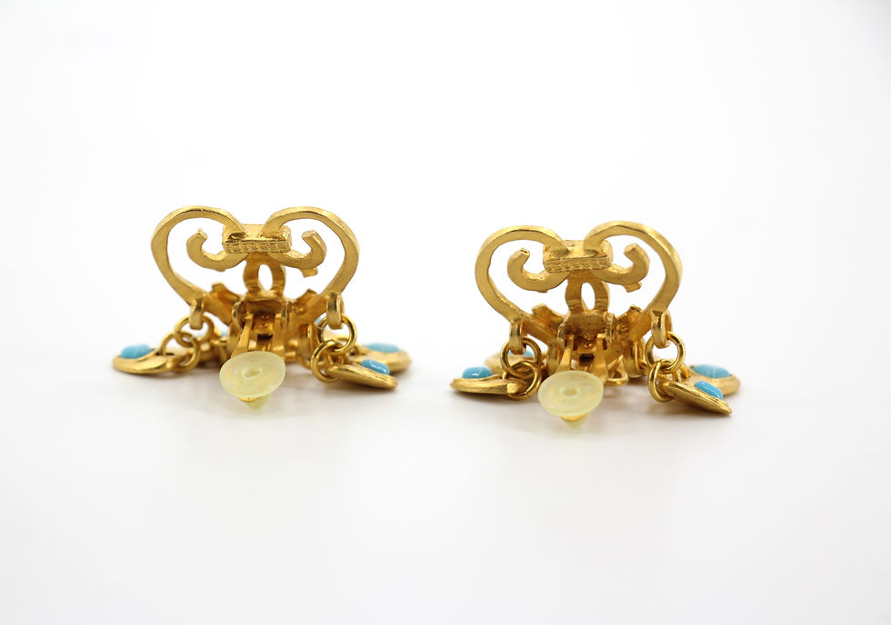 Thumbnail: Chanel Vintage 95P Turquoise & Gold Plated Heart Dangle Clip-on Earrings