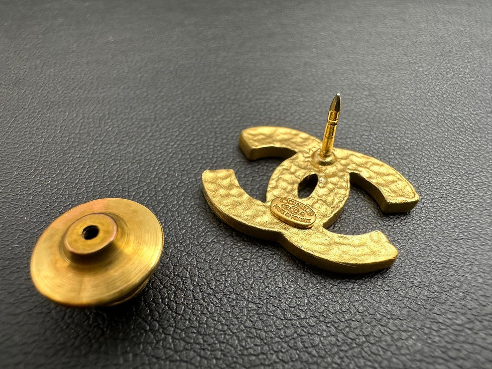 Thumbnail: Chanel Vintage 02A Enamel Classic Coco Mark Brooch