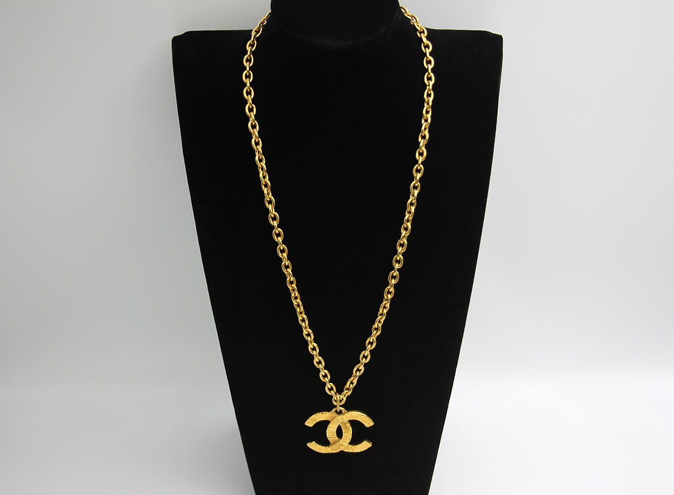 Thumbnail: Chanel Vintage 81-85 Gold Plated Brushed Line Long Necklace