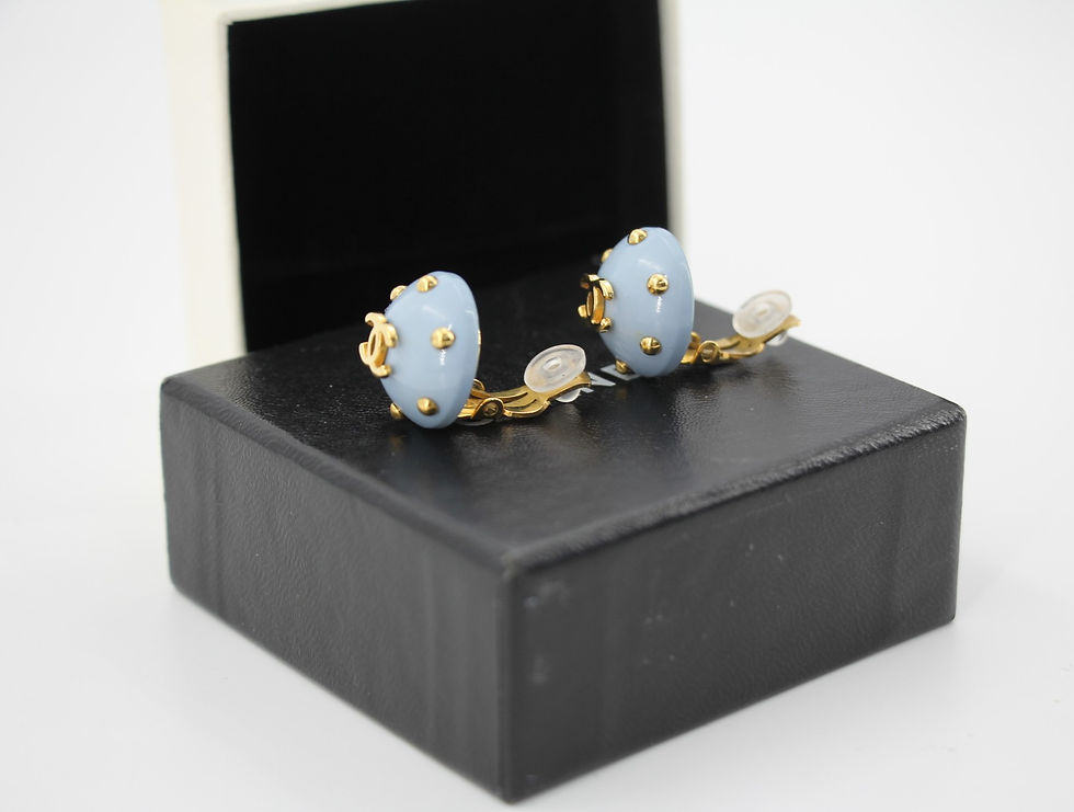 Thumbnail: Chanel Vintage 96C Resin Light Blue Bean Clip-on Earrings 