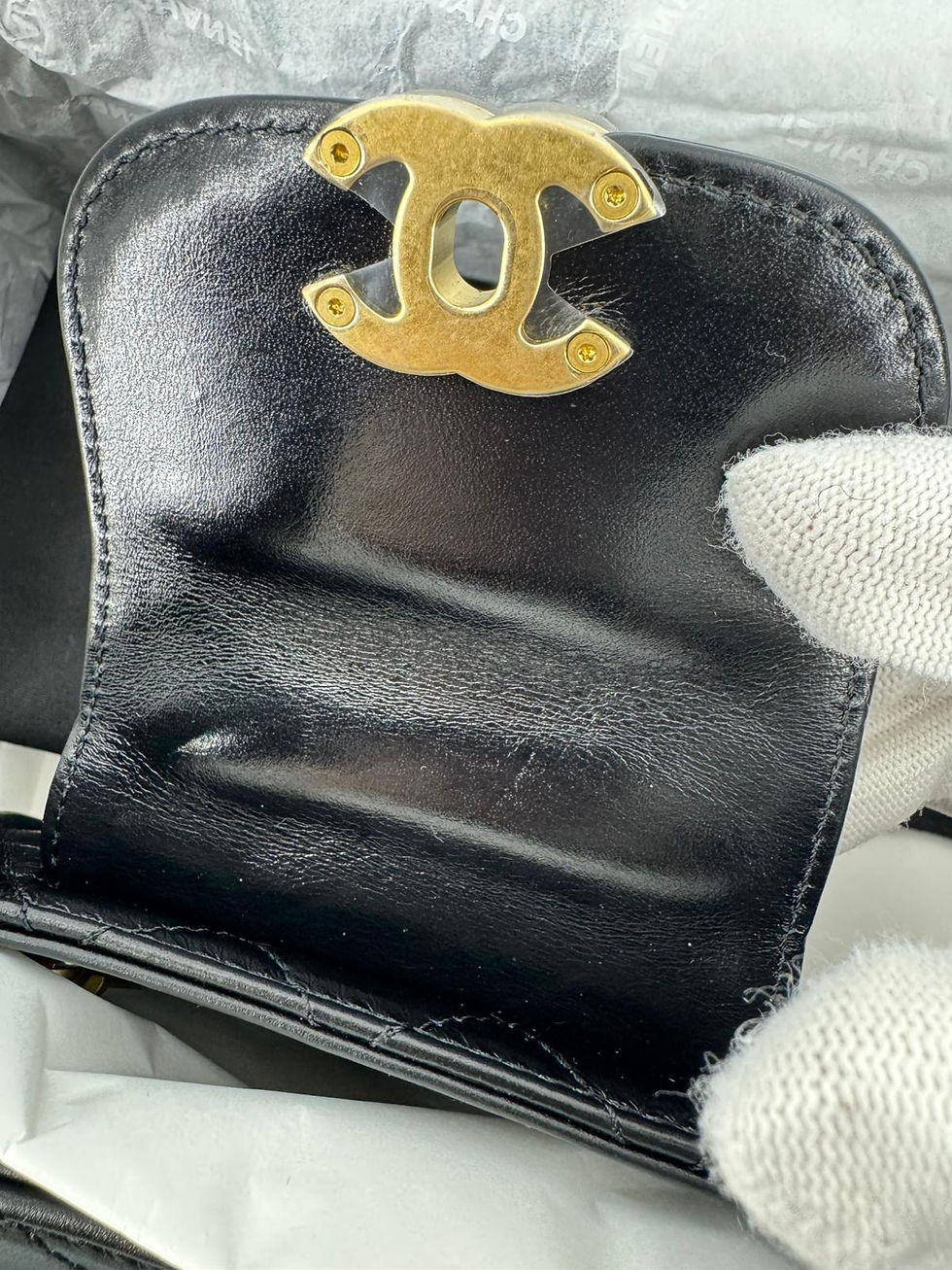 Thumbnail: Chanel Kelly Shiny Calfskin Black Mini Handbag