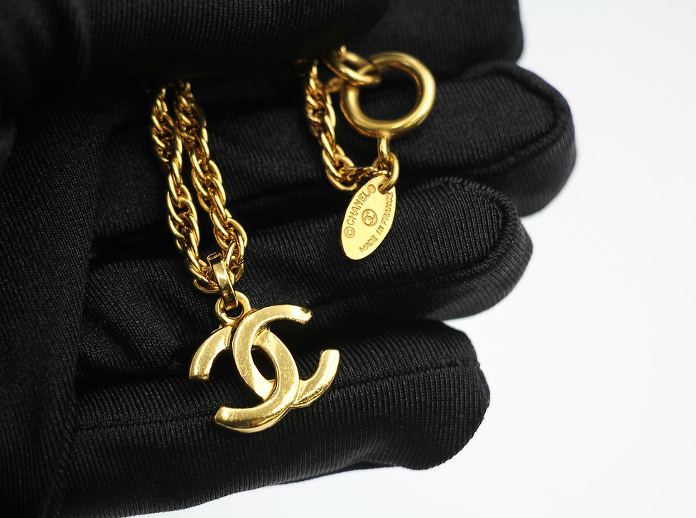 Thumbnail: Chanel Vintage 81-85 Gold-plated Chain Collarbone Necklace