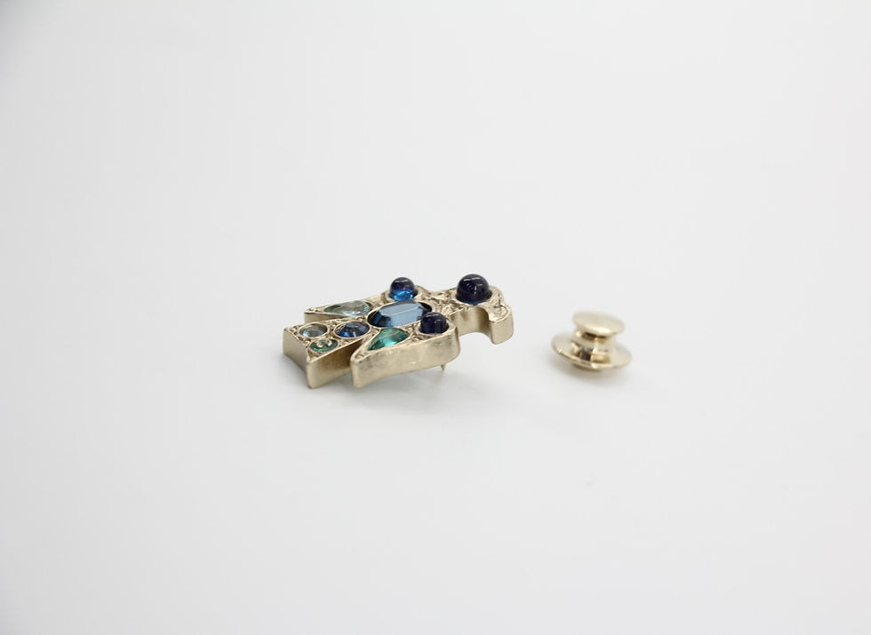 Thumbnail: Chanel Vintage 07A Gripoix Blue Black & Green Eagle Brooch 