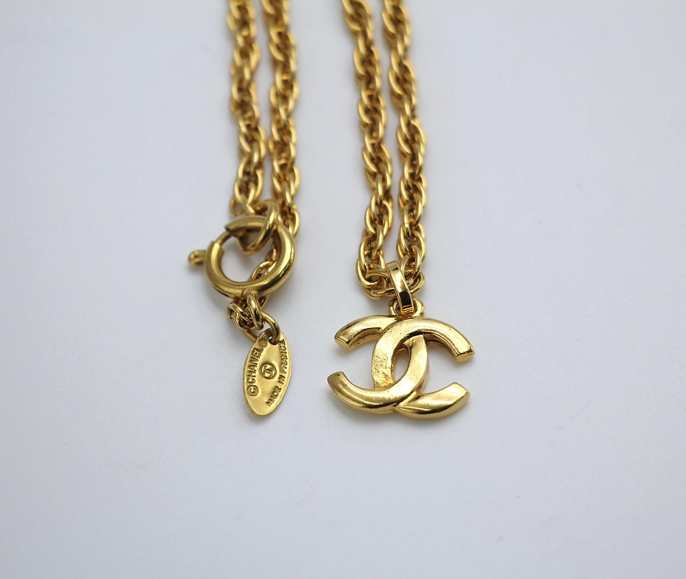 Thumbnail: Chanel Vintage 81-85 Gold-plated Chain Collarbone Necklace