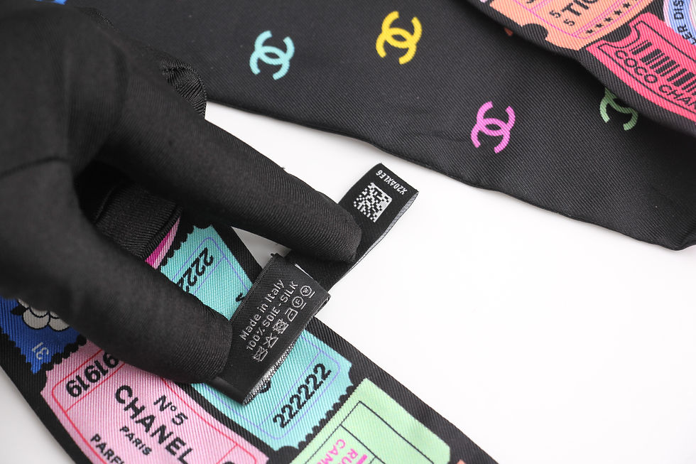 Thumbnail: CHANEL 100% Slim Silk Scarf Bandeau Twilly CC Mark Scarf in Multicolour