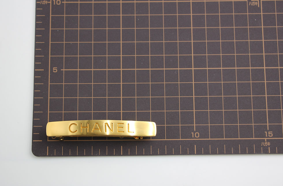 Thumbnail: Chanel Vintage 98A Gold-plated Matte ‘CHANEL’ Hairpin