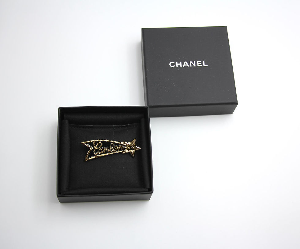 Thumbnail: Chanel 24P Metal Shooting Star Street Style Pin Brooch