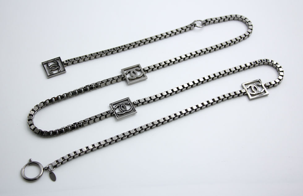 Thumbnail: Chanel Vintage 06A Metal Four CC Silver Square Buckle Waist Chain 97CM