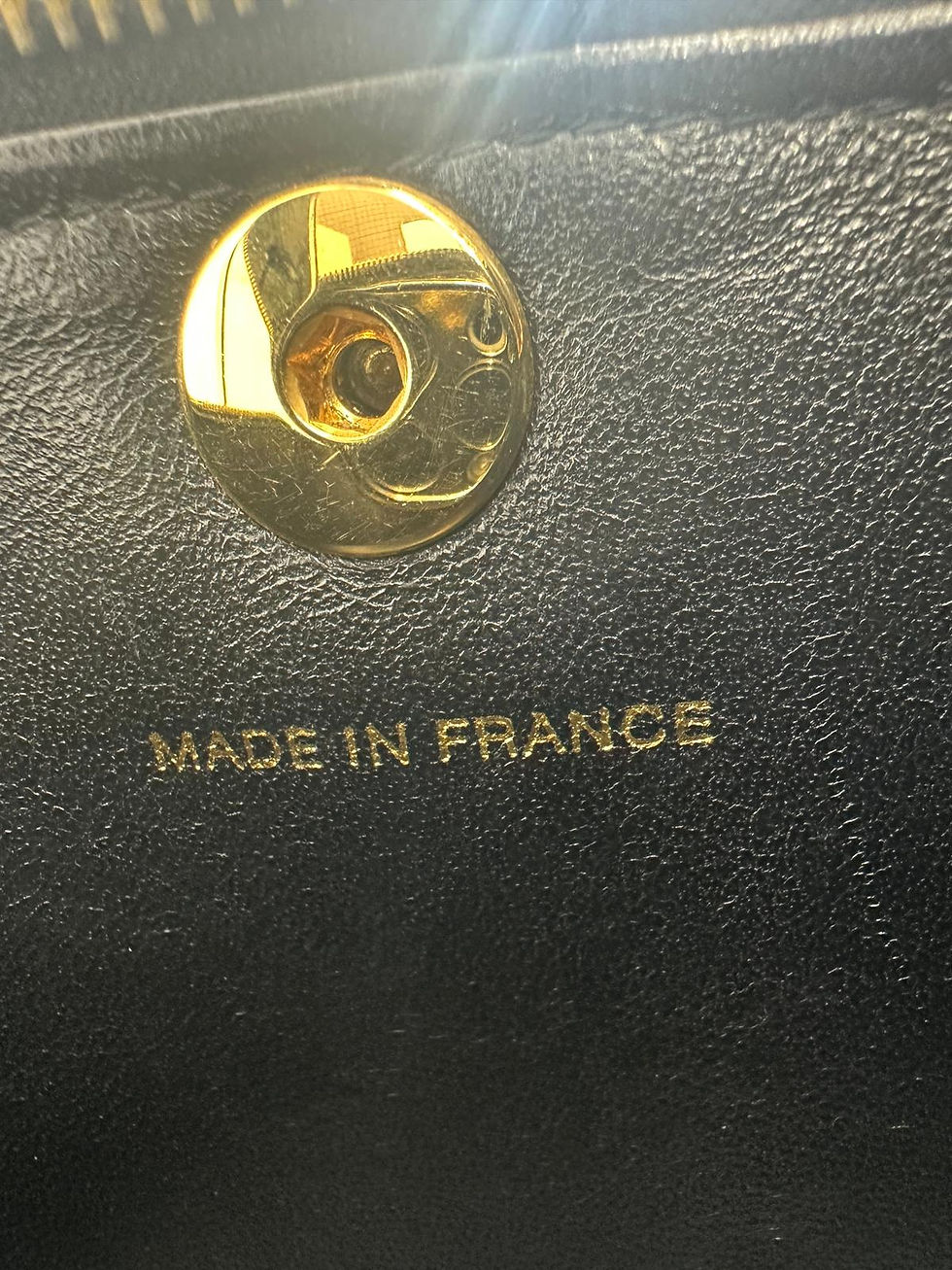 Thumbnail: Chanel Vintage 96-97 Patent Leather Black Diamond Quilting Vanity Case with HDW 