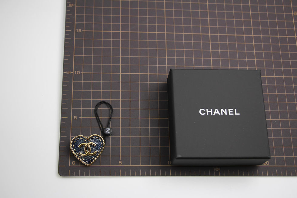 Thumbnail: Chanel 24P Metal Denim Blue Heart Brooch