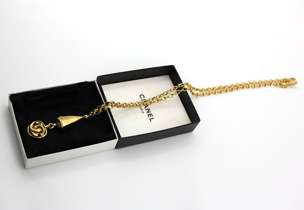 Thumbnail: Chanel Vintage 96P Gold-Plated Conical Long Necklace