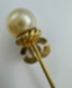 Thumbnail: Chanel Vintage 54-71 Gold-plated Imitation Pearl Twist CC Bar Brooch