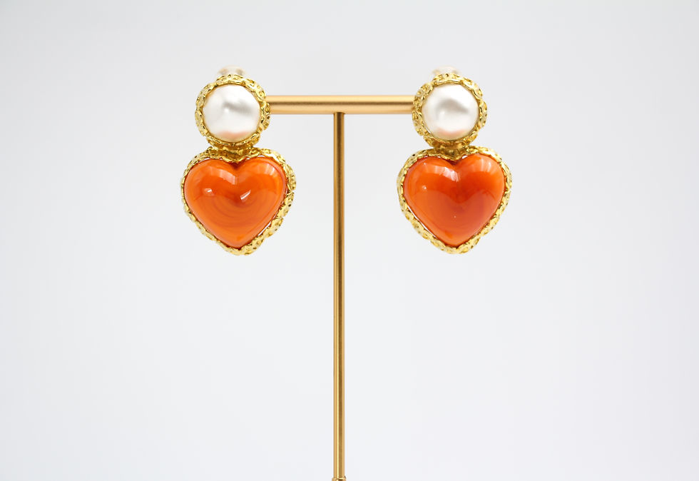 Thumbnail: Chanel Vintage 1991 Gripoix Orange Heart Imitation Pearl Clip-on Earrings