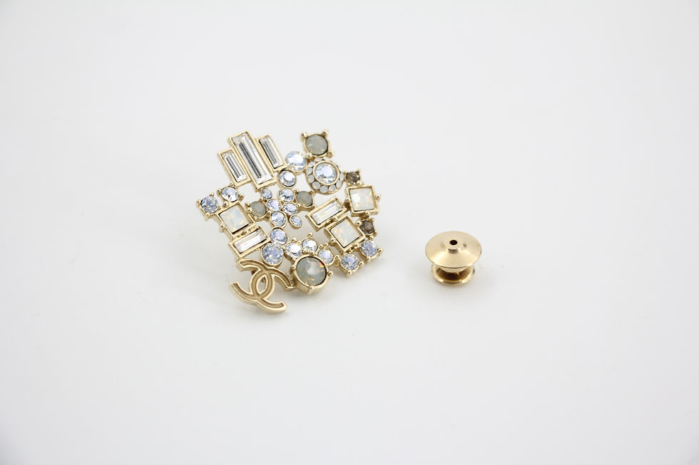 Thumbnail: Chanel Vintage 10A Rhinestone Irregular Geometric Pattern Gold Brooch