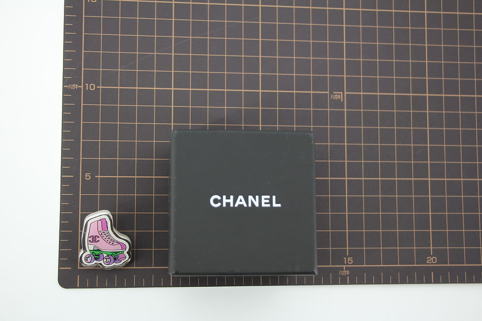 Thumbnail: Chanel D24C Resin Early Spring Resort Collection Pink Roller Skate Brooch