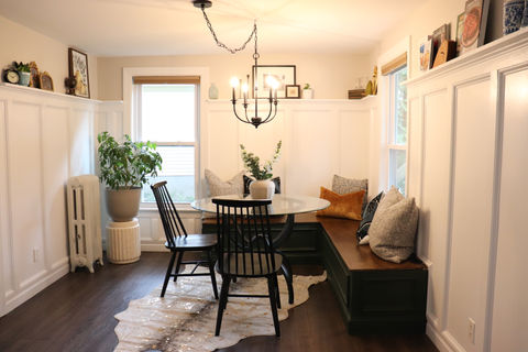 Ready St. Dining room