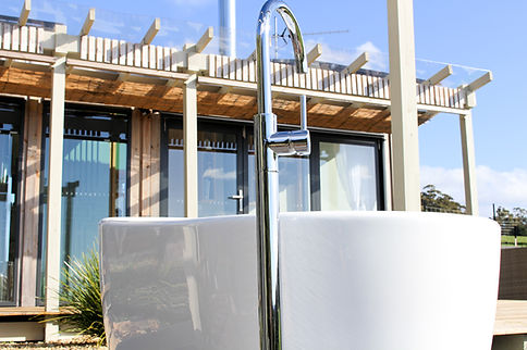 Arc Pavilion - Outdoor Bathtub 2 (IMG_8085) Lightroom Edited (Photo credit - Kylie Bell).j