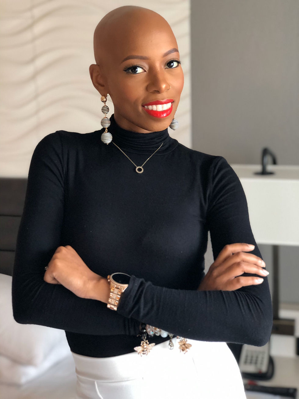 Classic black and white ensemble makes a powerful statement, yet yields a classic, chic aesthetic. 