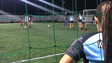 O preconceito e a falta de patrocínio para times femininos de futebol