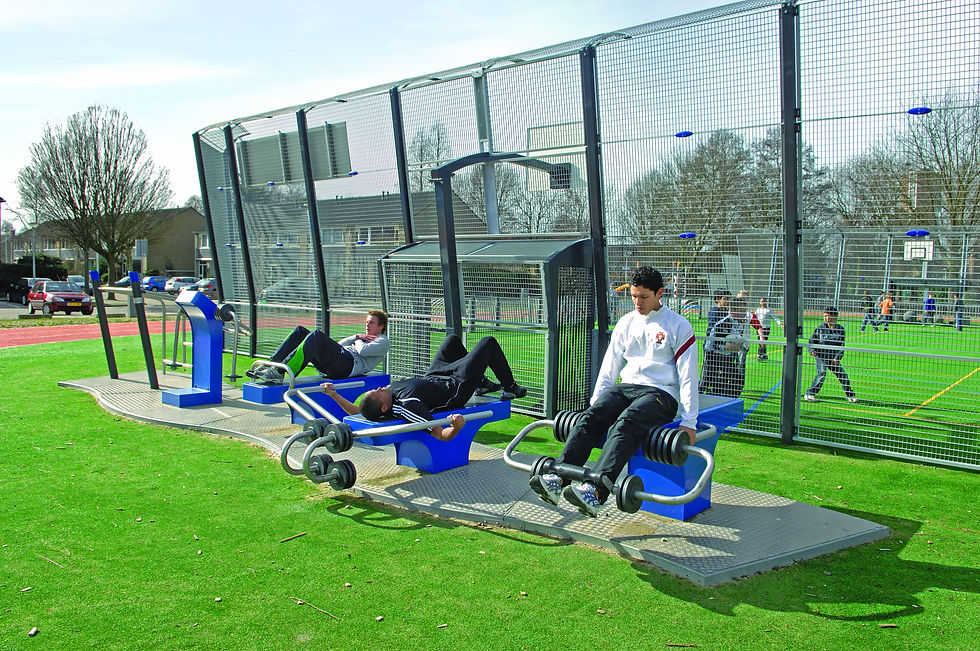 Place de sport avec appareil fitness