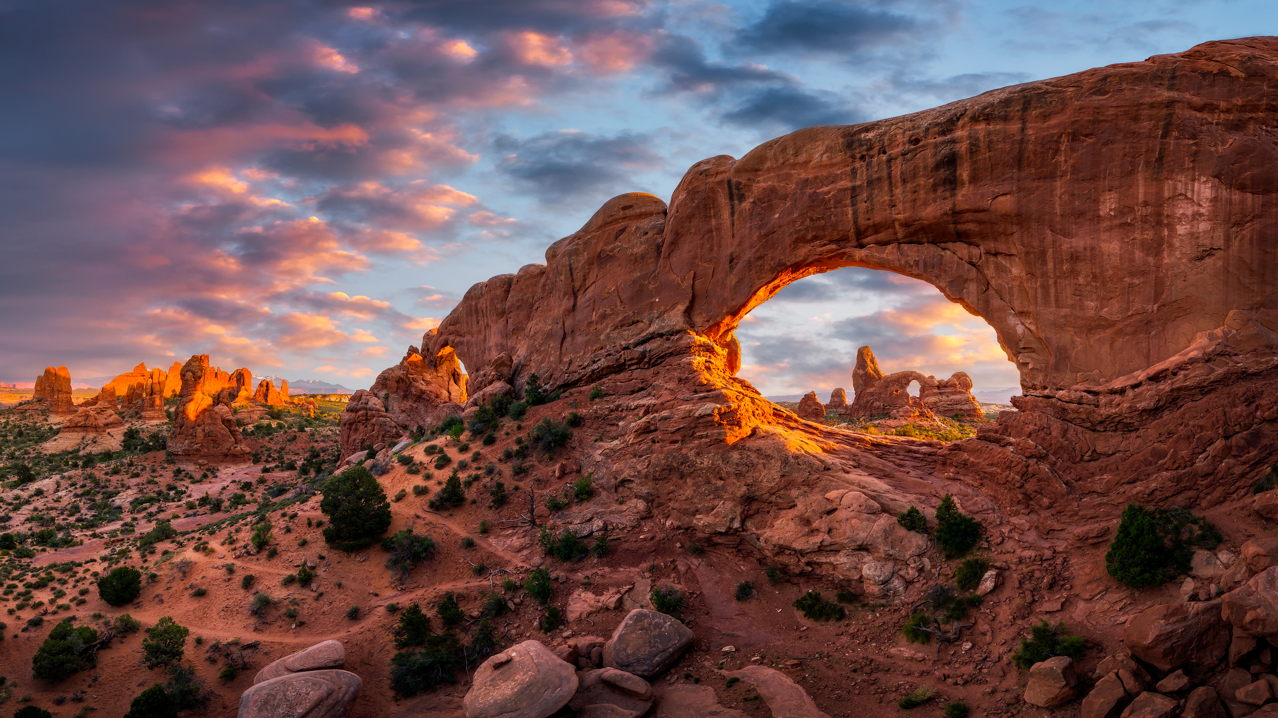 Christmas Lights, River Nights, & Red Rock Magic-Wonderous Utah Getaway