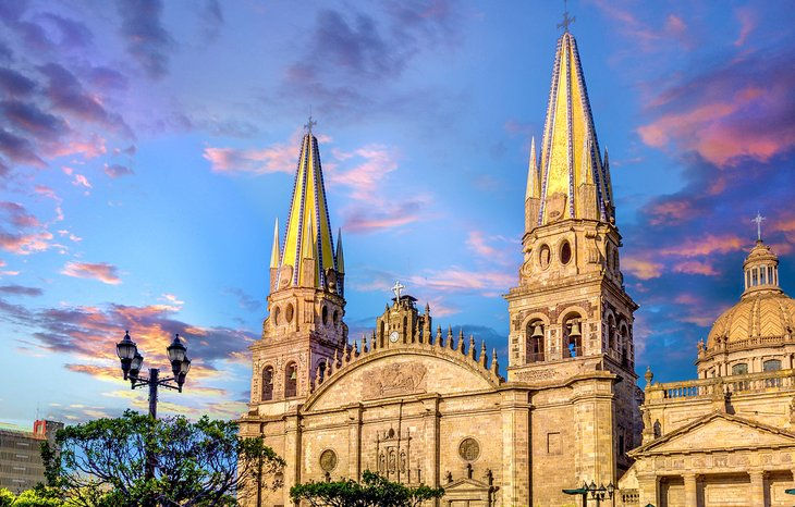 Catedral de Guadalajara.jpeg