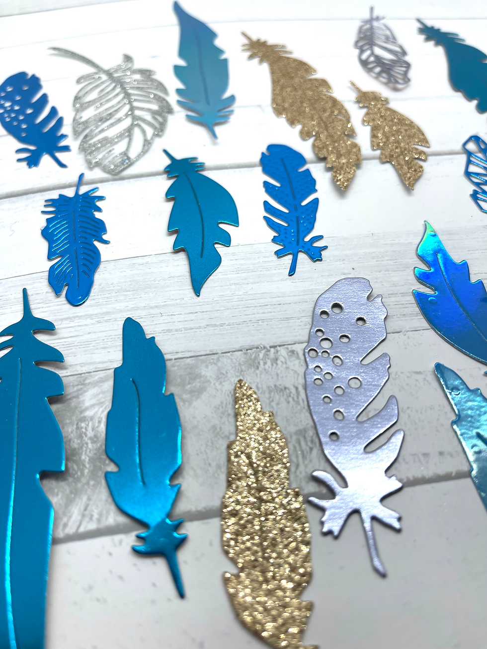 Thumbnail: Die Cuts Feathers 16 Pieces
